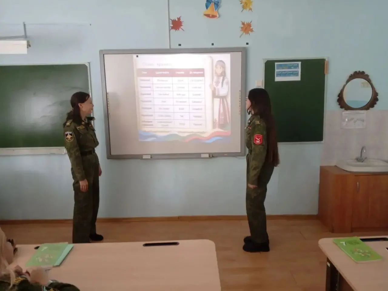 Сегодня, 8 сентября в МАОУ СОШ4 с кадетскими классами им. Д. С. Нагуманова была проведе...
