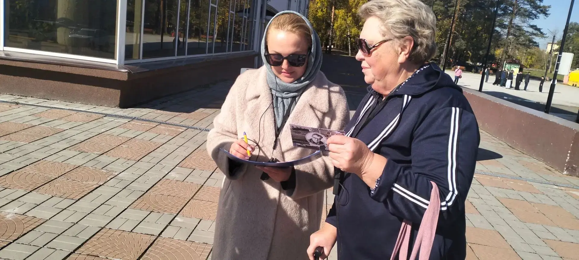 В субботу, 3 октября, работники АЭХК с семьями провели время с пользой: отправились на ...