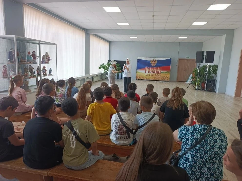 ШКОЛЬНЫЙ ПАТРУЛЬ. ДЕНЬ ДЕВЯТЫЙ.

Наше лето продолжается, и каждый день дарит новые эмоции, знания и 