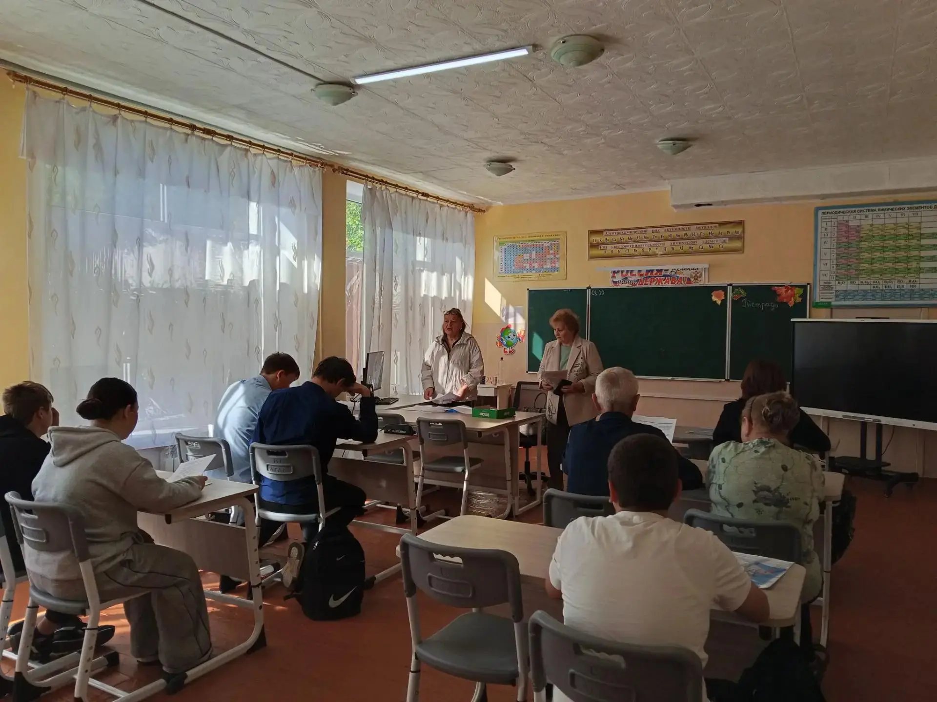 📑🎓 Сегодня для обучающихся 8–9 классов состоялась встреча с представителями Центра за...