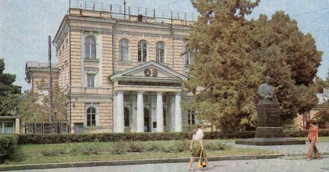 24 августа 1758 в Москве начались занятия на медфакультете Императорского университета....