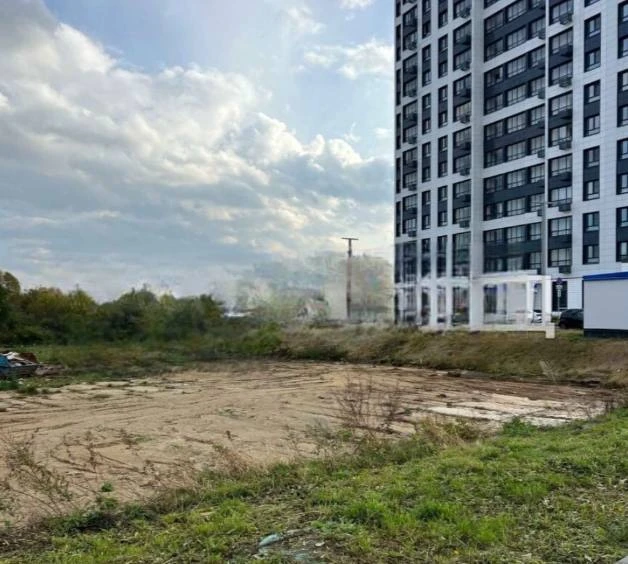 🚧 После стройки в Южном Бутово остались мусор и плиты