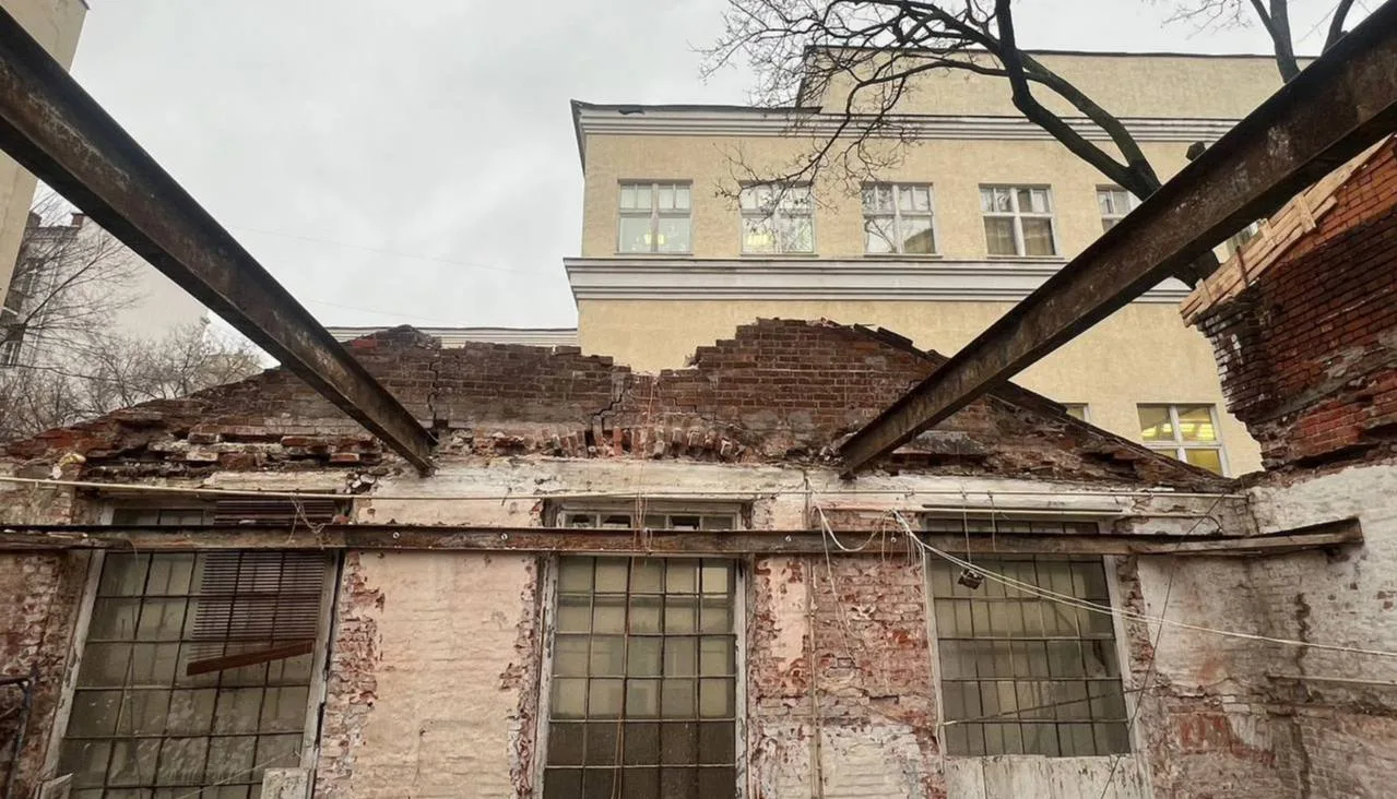 В Большом Афанасьевском переулке завершают реставрацию дома-мастерской скульптора Никол...