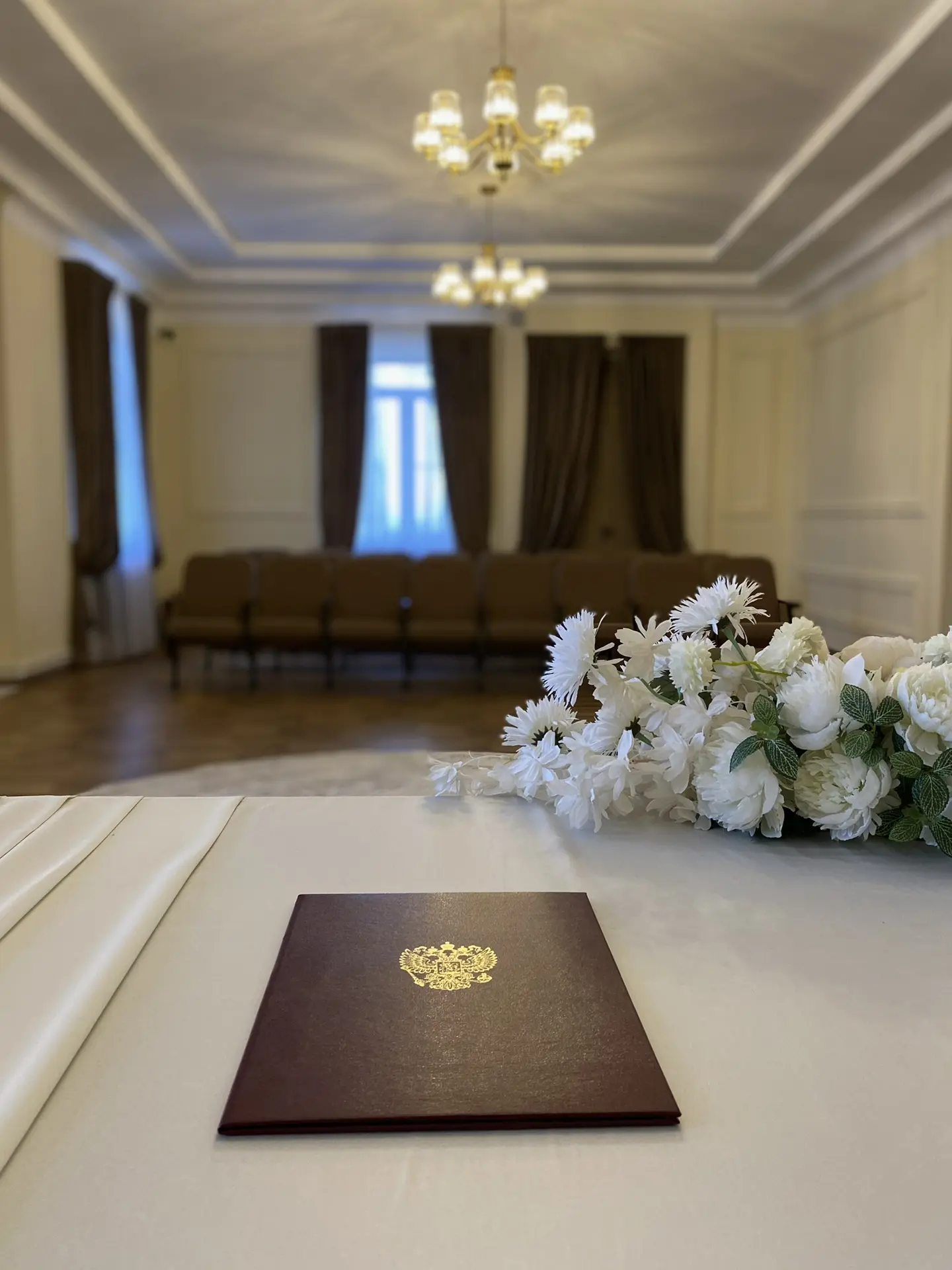 Уважаемые молодожены!💍

Приглашаем вас на регистрацию заключения брака в наш обновленный после капи
