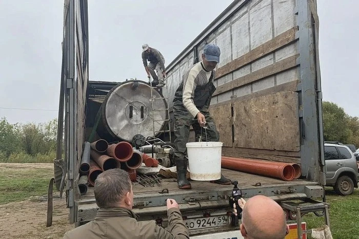 Стерлядь пополнила Вятку: выпущено 130 тысяч мальков