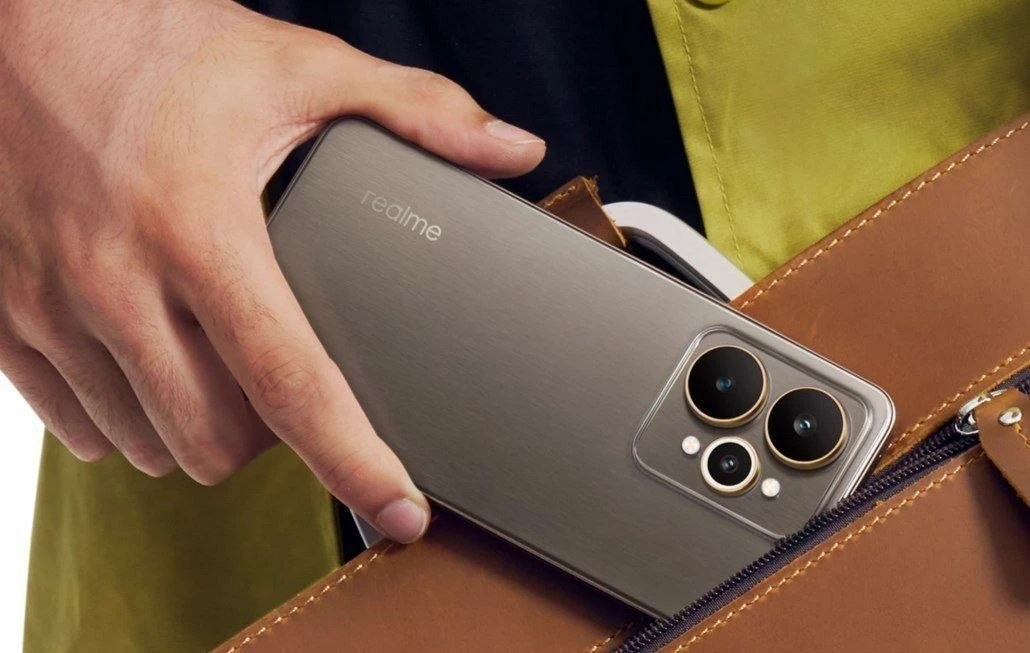 📱 Смартфон Realme 15 5G глобальной версии