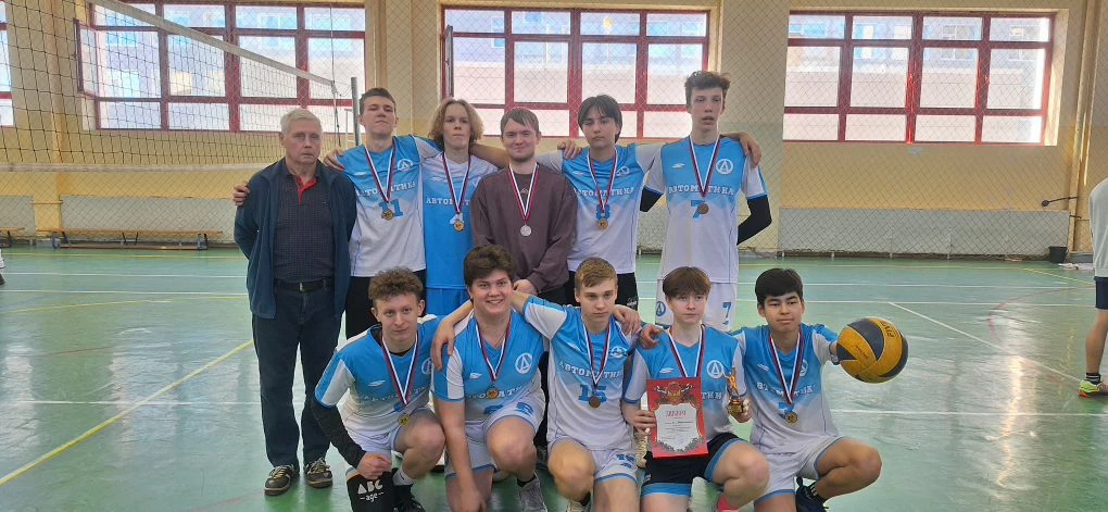 🏆24 марта прошли игры по волейболу 🏐 среди юношей СПО Железнодорожного района. Спортсмены продемонст