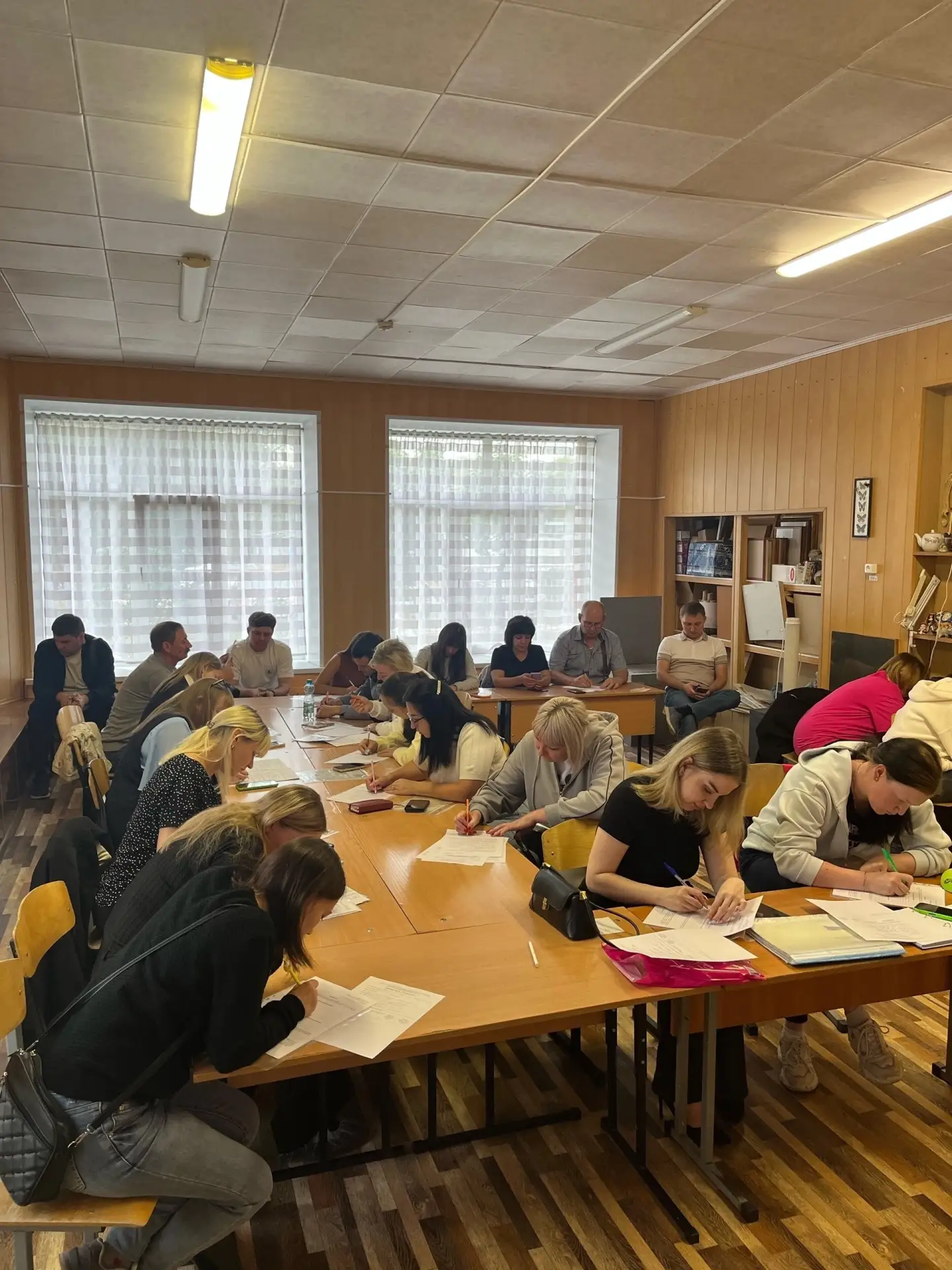 🔔Первого сентября, родители первоклассников 7-8 лет, встретились с преподавателем подг...