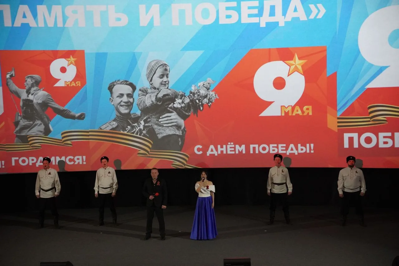 Учащиеся 6Б и 6В классов приняли участие в открытии II Международного фестиваля военного и патриотич