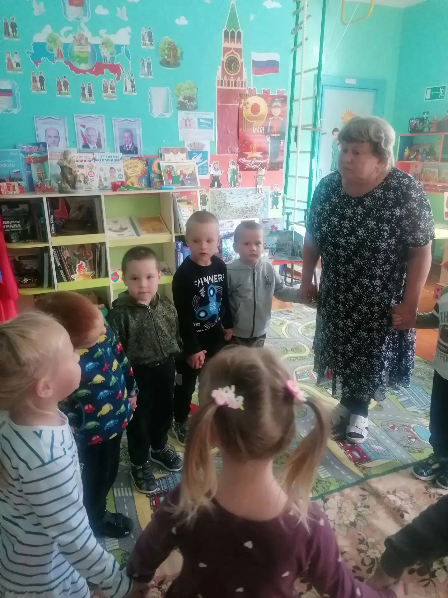 Фольклор против паники: как в детском саду «Ручеёк» спасают жизни через игры