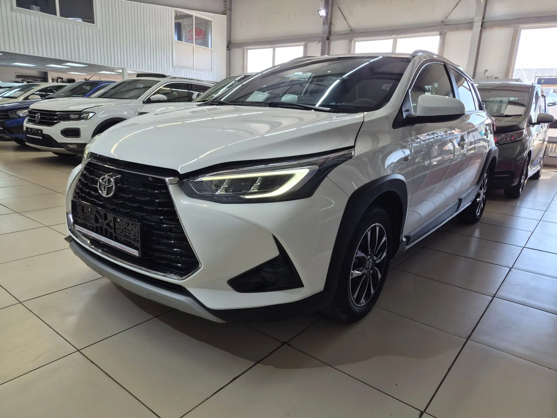 В НАЛИЧИИ
TOYOTA YARIS L
❗️2022 год
❗️CVT 1,5 112л.с.
❗️Пробег 27т.км.
❗️Максимальна комплектация
❗️