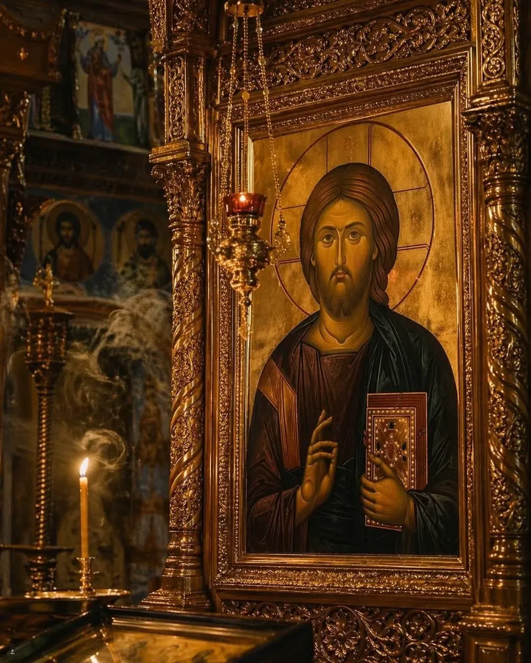 __Место нисколько не препятствует молитве, только бы настроение души соответствовало мо...