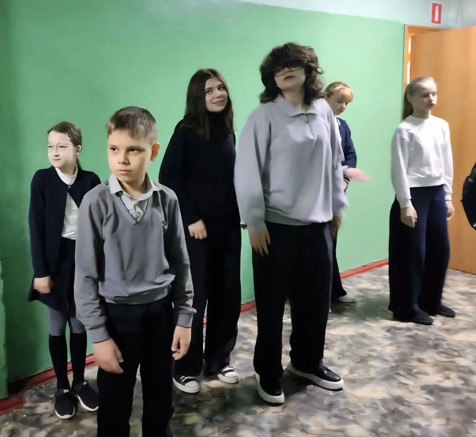 🏃‍♀️ Бодрое утро начинается с зарядки!  На прошлой неделе в нашей школе прошла яркая и энергичная Не