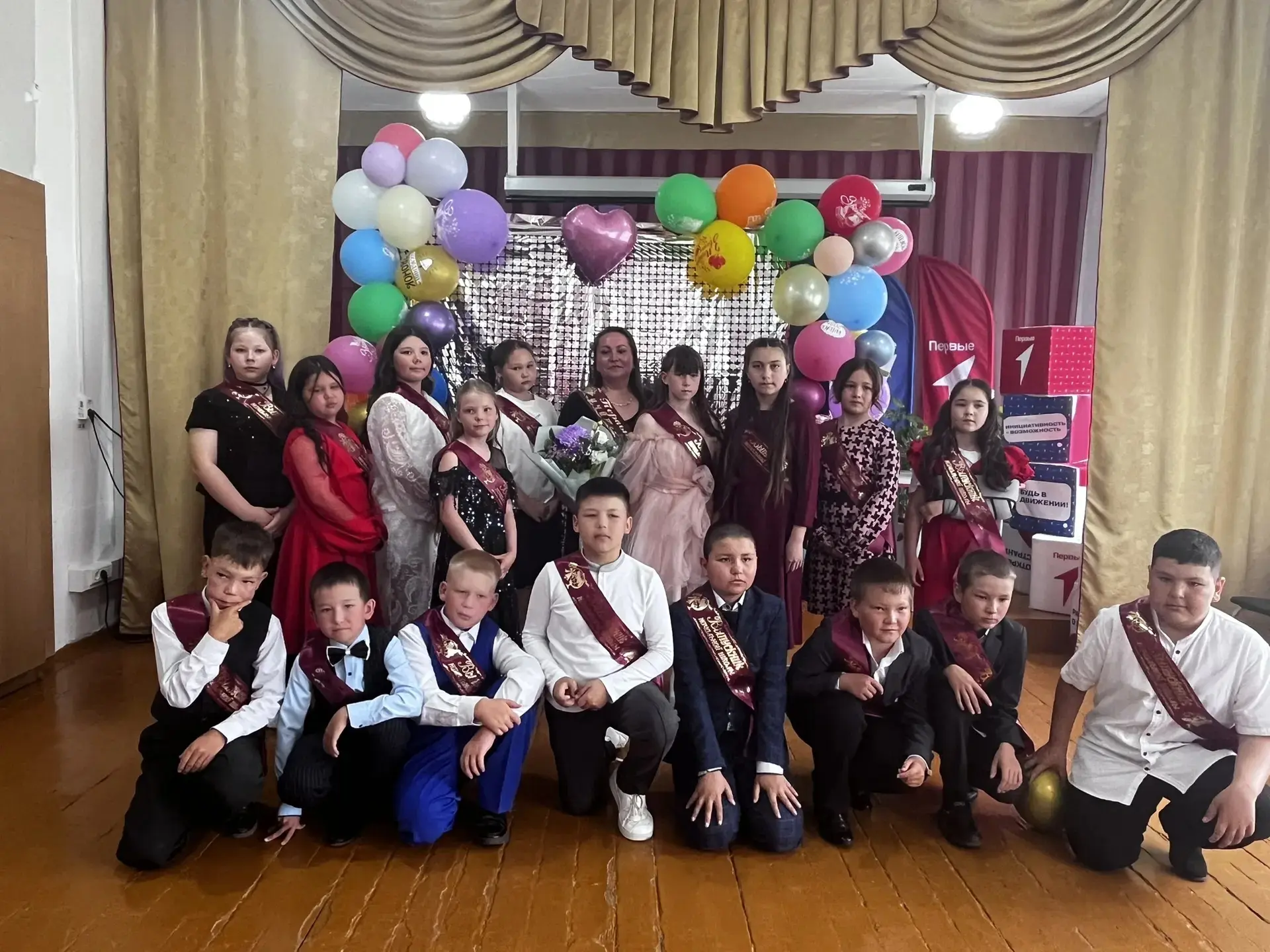 🎓 Завершение важного этапа: выпускной в 4 классе