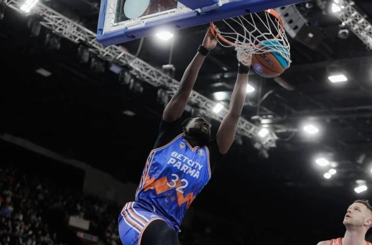 В стартовом матче турнира Winline Basket Cup «Парма» в пермском УДС «Молот» крупно обыг...