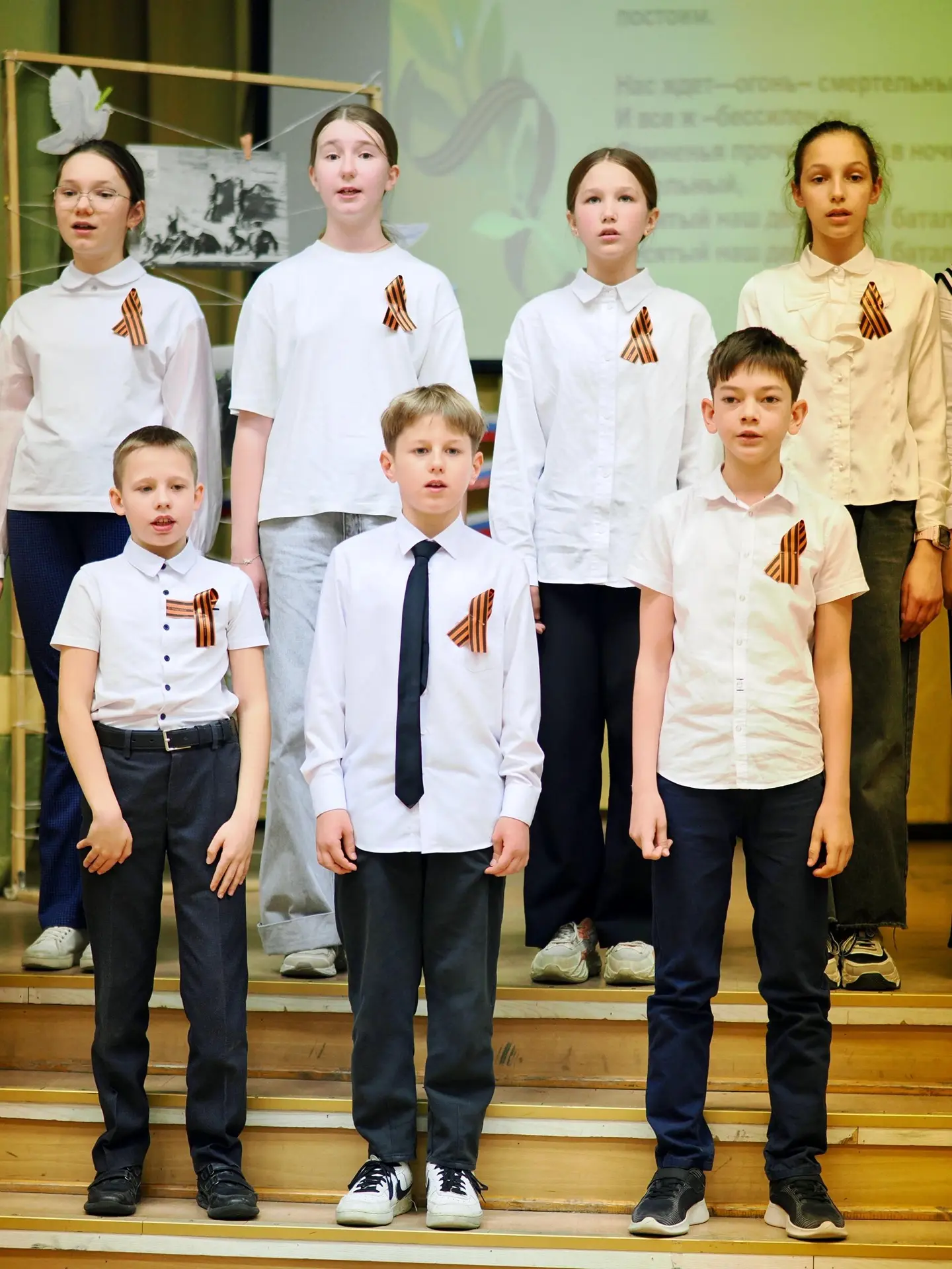 ПЕСНИ ВОЕННЫХ ЛЕТ (Часть 3)  🙌 Все дни на этой неделе в каждом корпусе «Глории» были наполнены празд