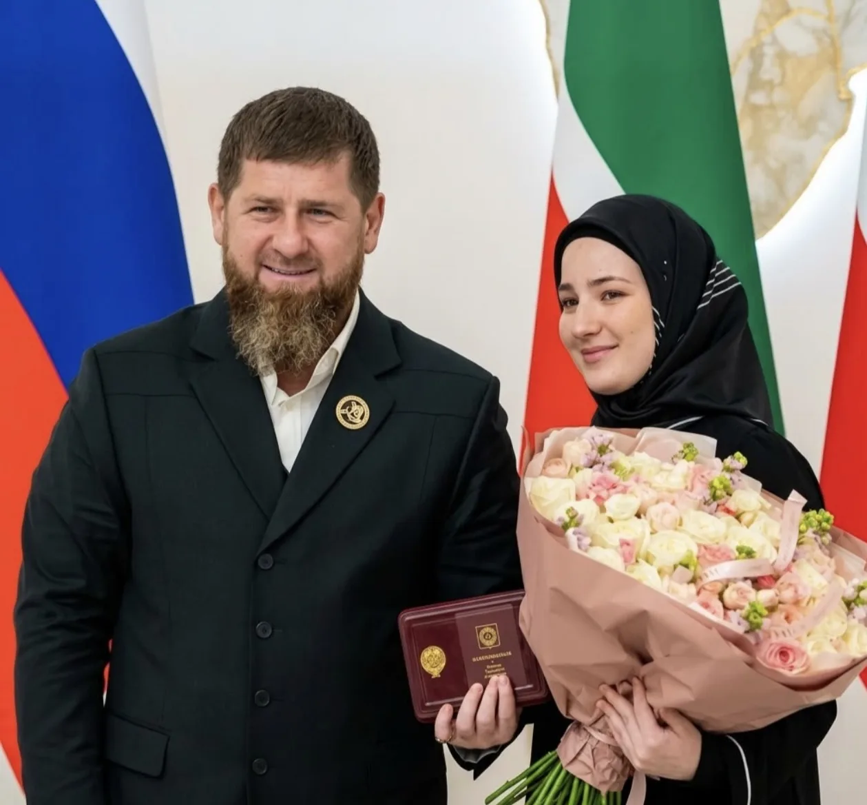 Дорогие друзья! Сегодня поздравления с днем рождения принимает ВНУЧКА Первого Президента ЧР, Героя Р