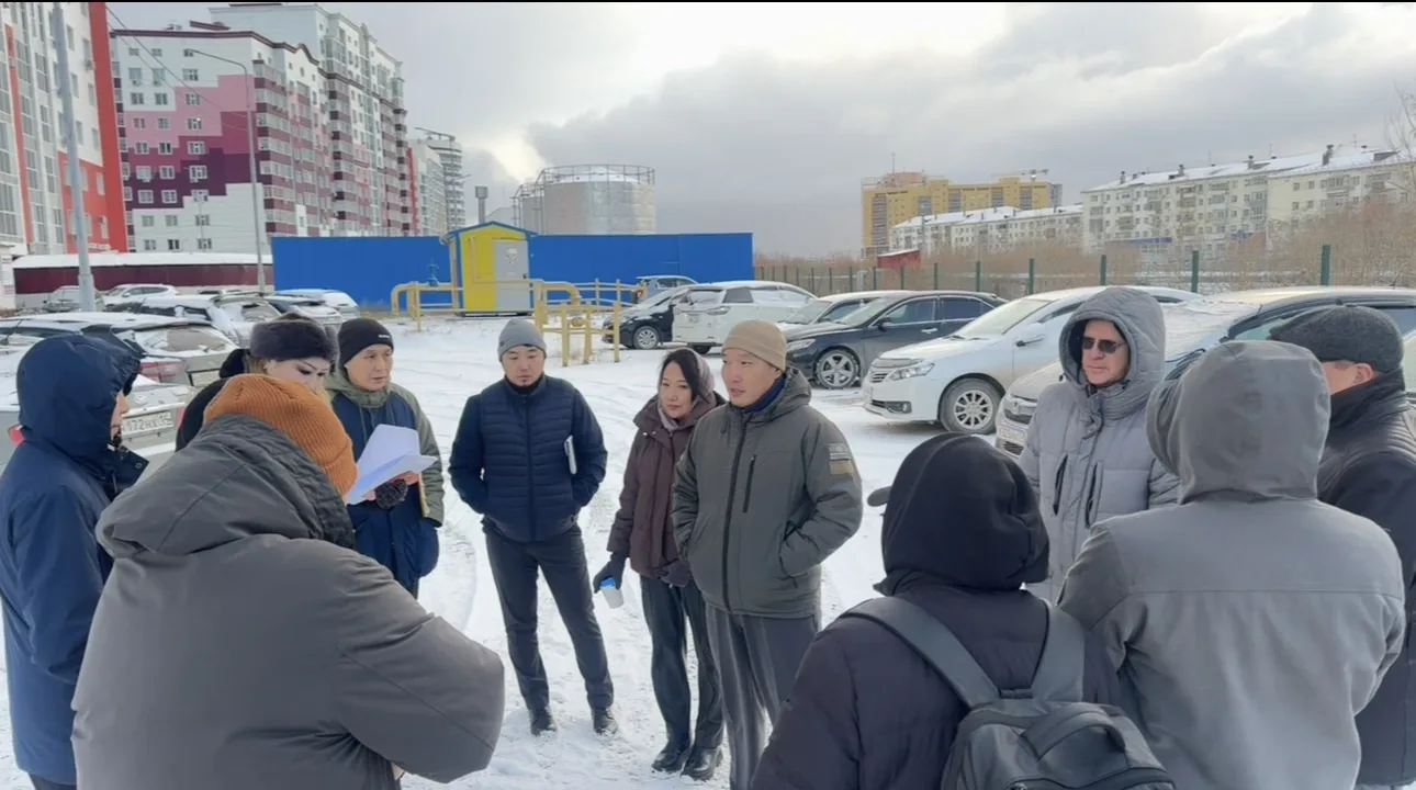 В 203 микрорайоне состоялась выездная комиссия по вопросу состояния дороги