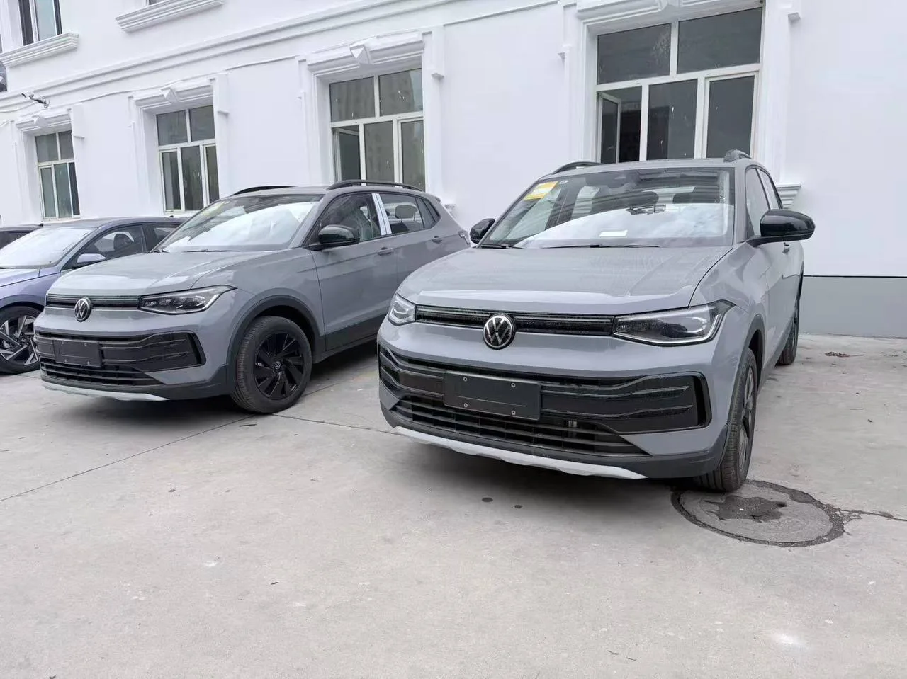 Новое поступление в Хоргосе — абсолютно новый  Volkswagen Tharu 2026 г. В стильном цвет...