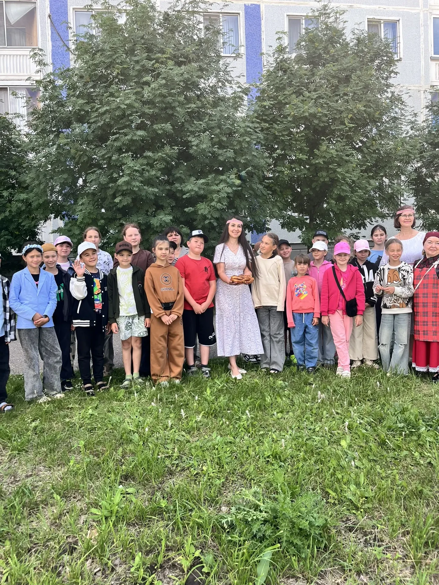 Сегодня в библиотеке № 4 было по-настоящему празднично и душевно! Для наших Орлят России прошло меро