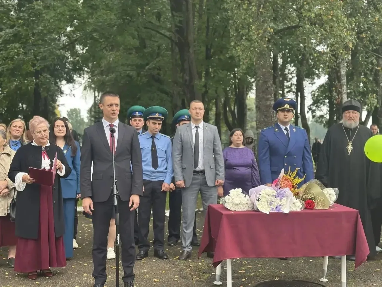 Сегодня, 1 сентября, министр архитектуры и строительства Смоленской области Константин ...