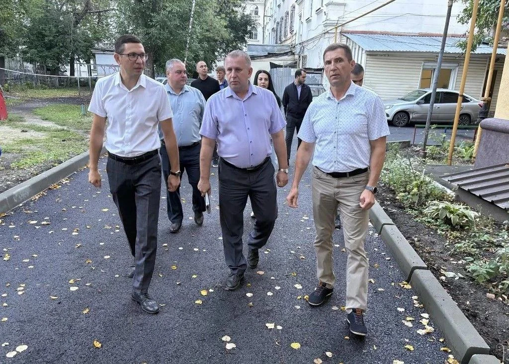 Олег Денисов: "Рабочую неделю традиционно открываем объездом городских территорий. Сего...