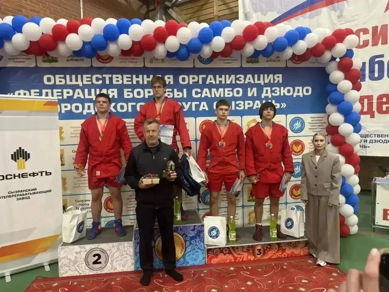 🏆 Ученик нашей школы — призёр всероссийских соревнований по самбо! 🤼‍♂️