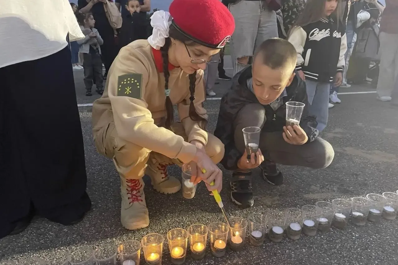 🕯 Помним и чтим: активисты «Юнармии» приняли участие во Всероссийских акциях памяти

Накануне Дня п