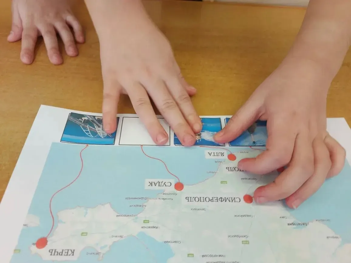 🌊✨ Путешествие в Крым — яркое событие для наших дошколят! ✨🌊  18 марта — особая дата, которая напоми