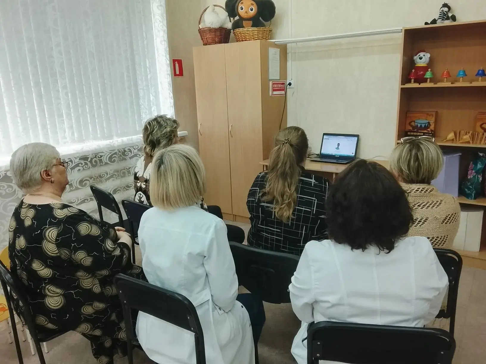 В рамках года единства народов России Российское общество «Знание» реализует программу ...