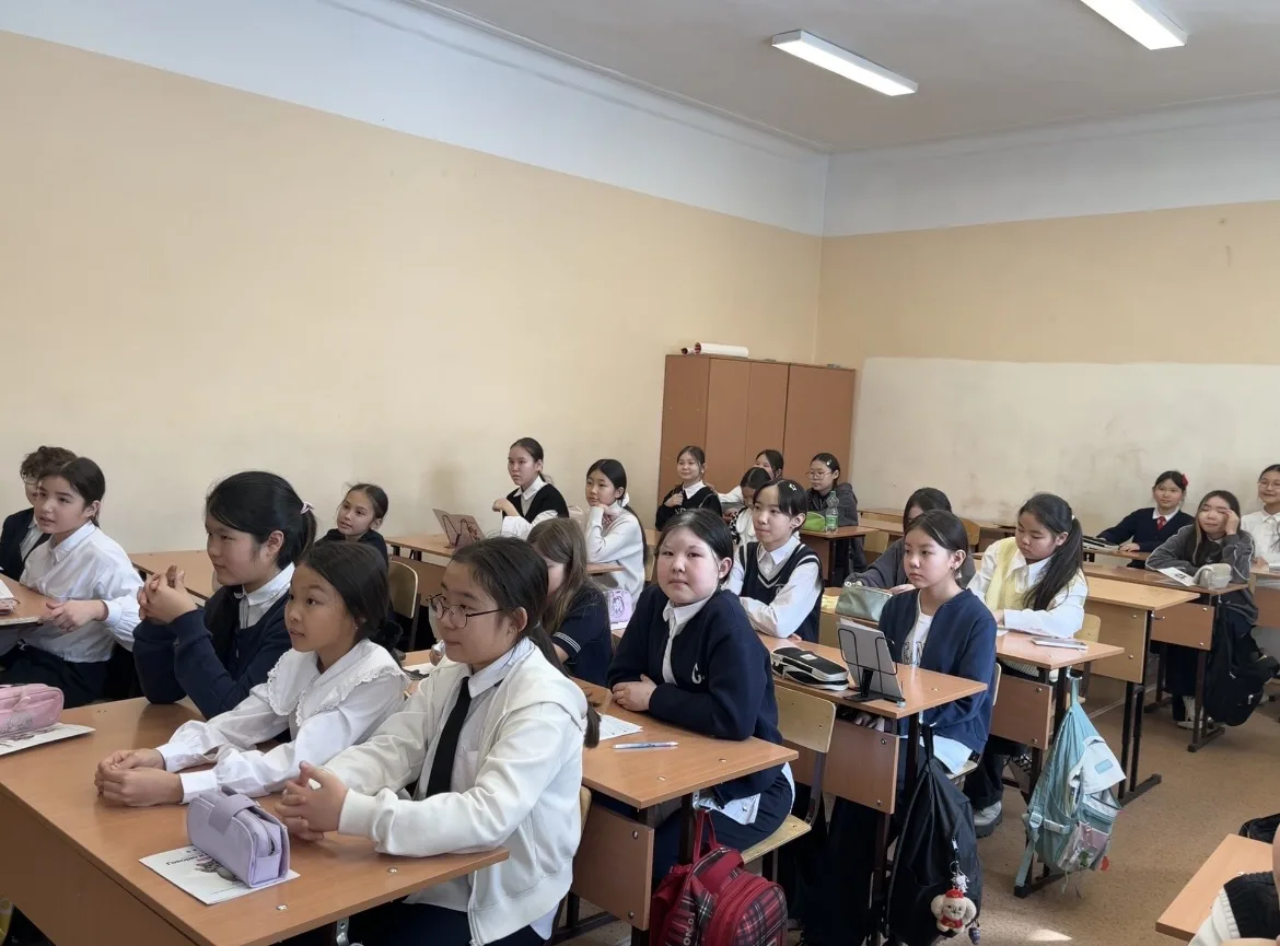 Первые шаги сделаны! 🚀  В 5 классе стартовала программа Седы Каспаровой.  В нашем 5г классе началась