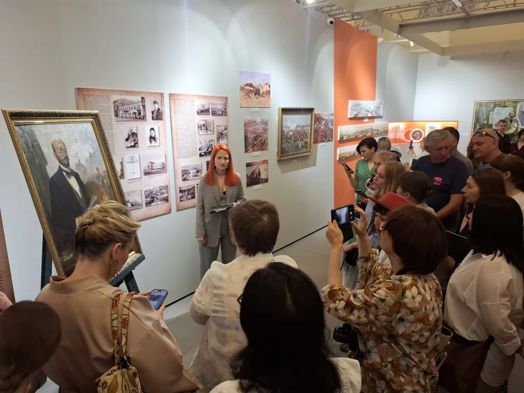 Делегация Херсонеса Таврического посетила открытие выставки «РУБО. 170» Музея обороны Севастополя

С