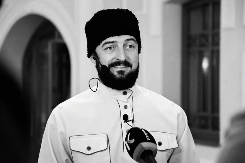 С глубоким прискорбием сообщаю о трагической, безвременной кончине нашего земляка, арти...