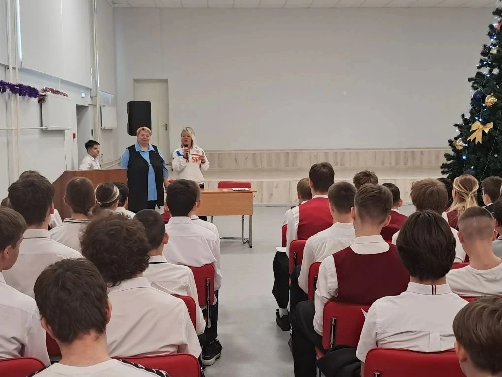 29 декабря в лицее состоялось заседание актива лицейского спортивного клуба «45 параллель»  К активи