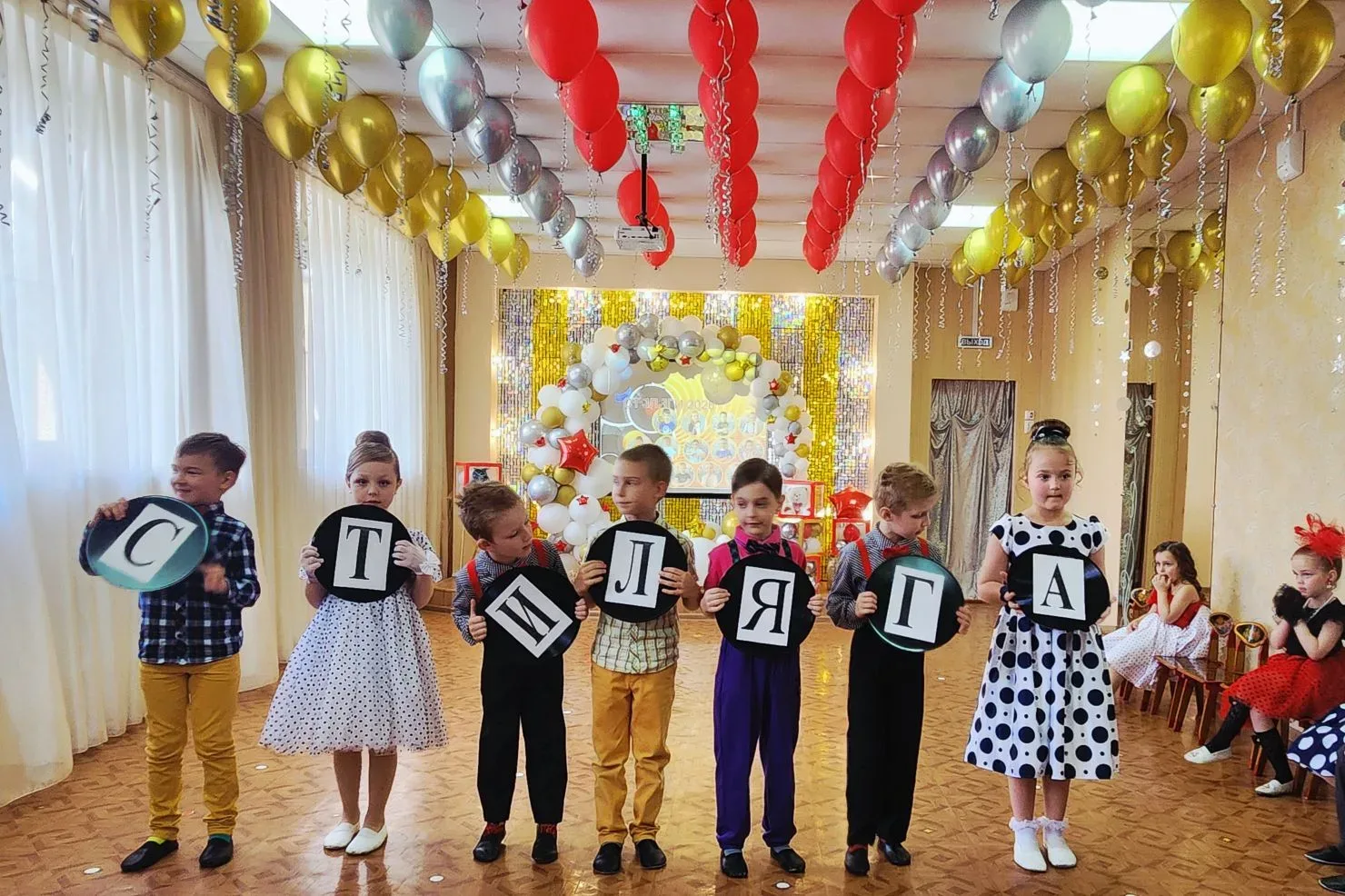 🎈👫🎈Незабываемый утренник, провожающий ребят из детского сада, состоялся в подготовит...