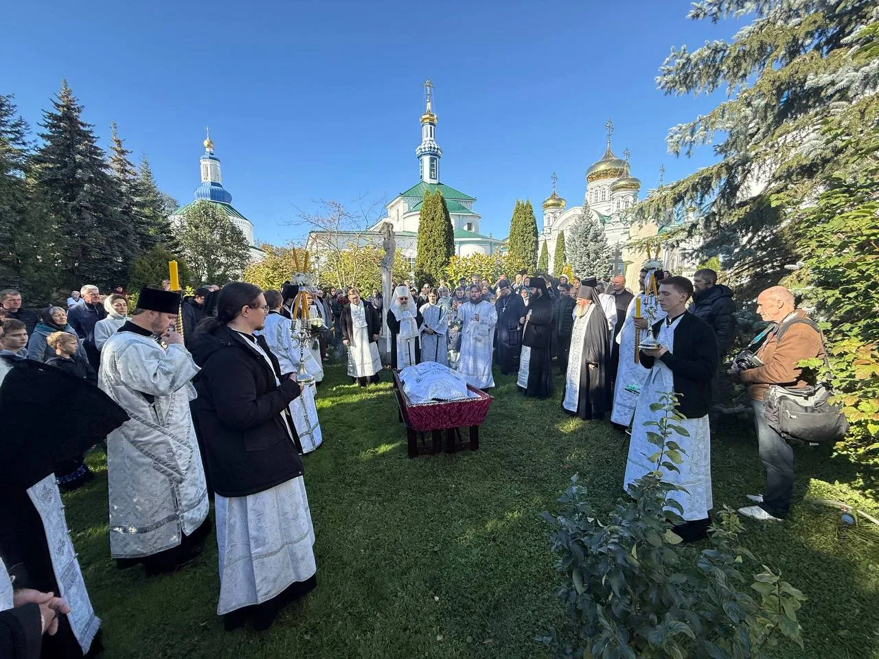 🕊️ Во блаженном успении вечный покой подаждь, Господи, усопшему рабу Твоему новопреста...