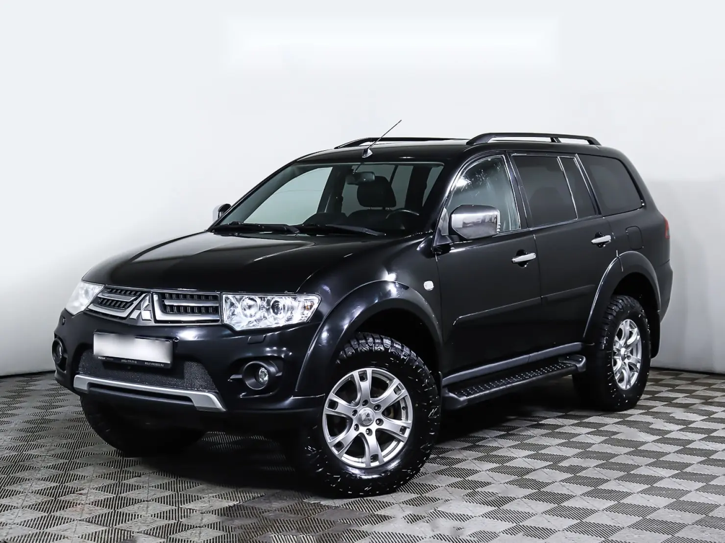 Mitsubishi PAJERO SPORT