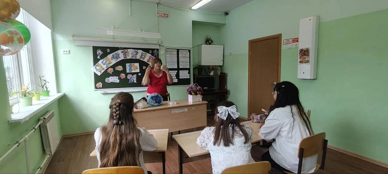 ✨ Этот сентябрь стал для нас особенным!  9Б класс не просто сел за парты, а открыл нову...