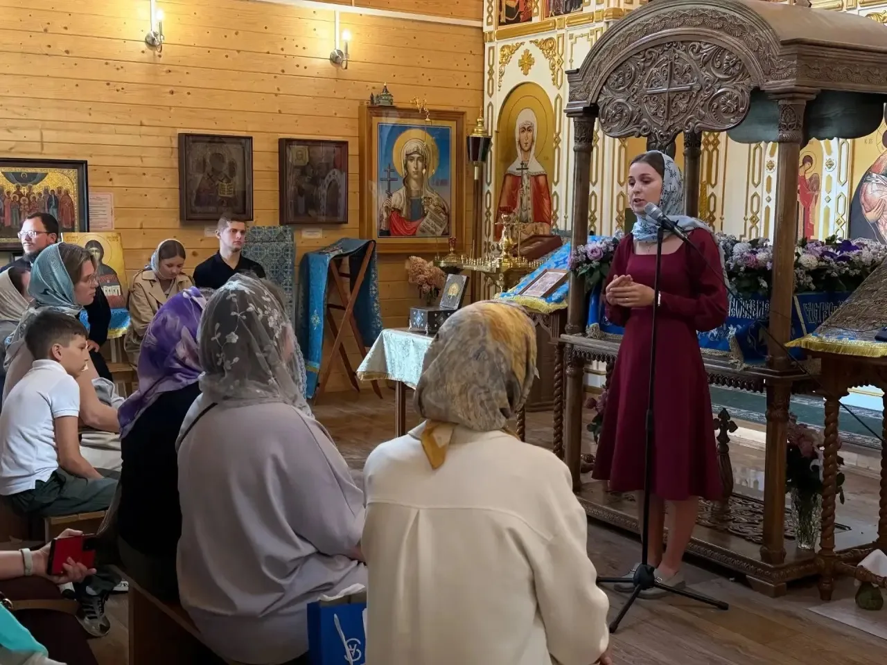 Дорогие друзья! Поздравляем всех вас с 1 сентября - Днём знаний!
