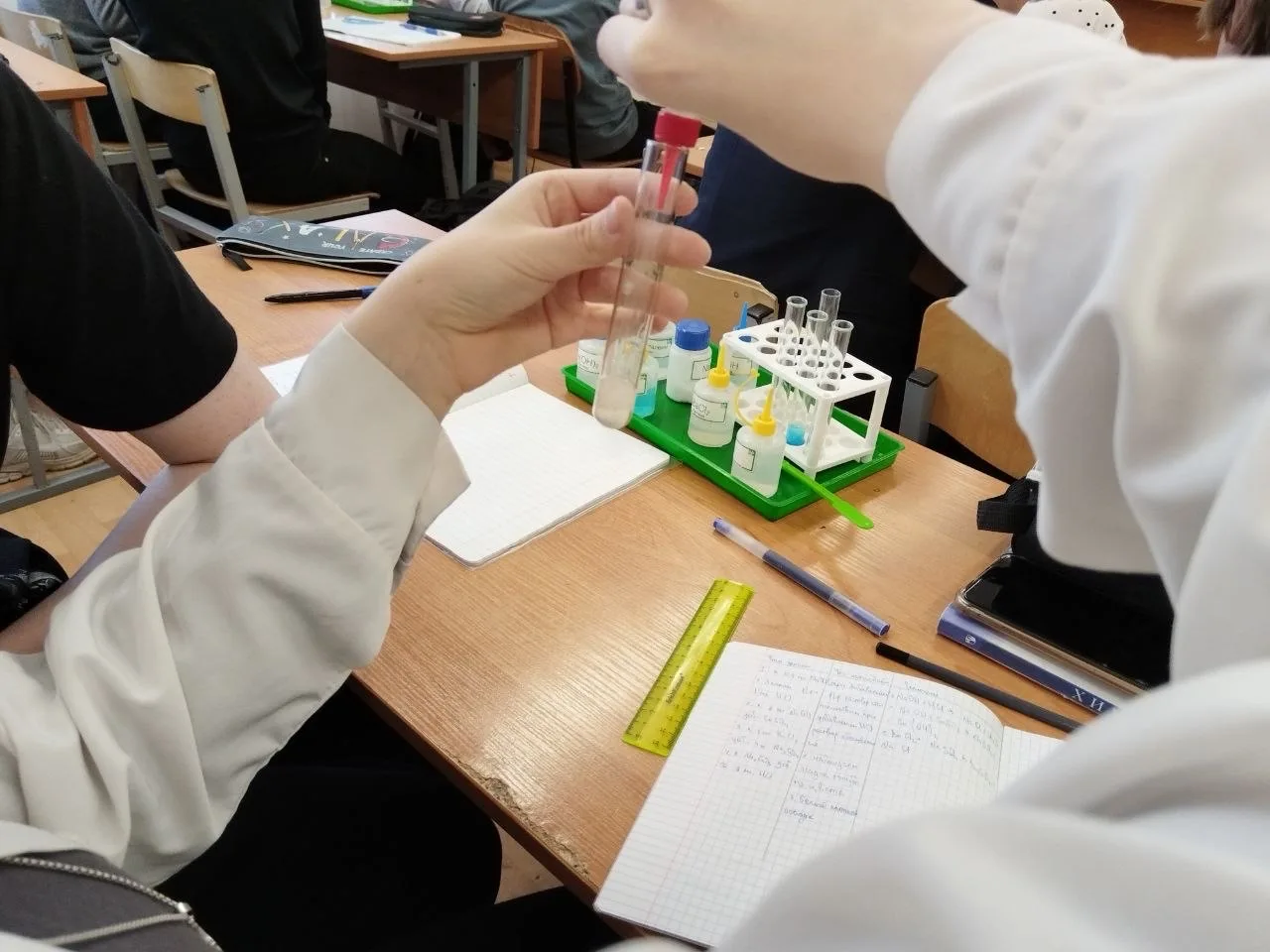 🌍🔬 Подводим итоги естественно-научной недели в школе! 🧪🌿  В нашей школе прошла яркая, насыщенная и п