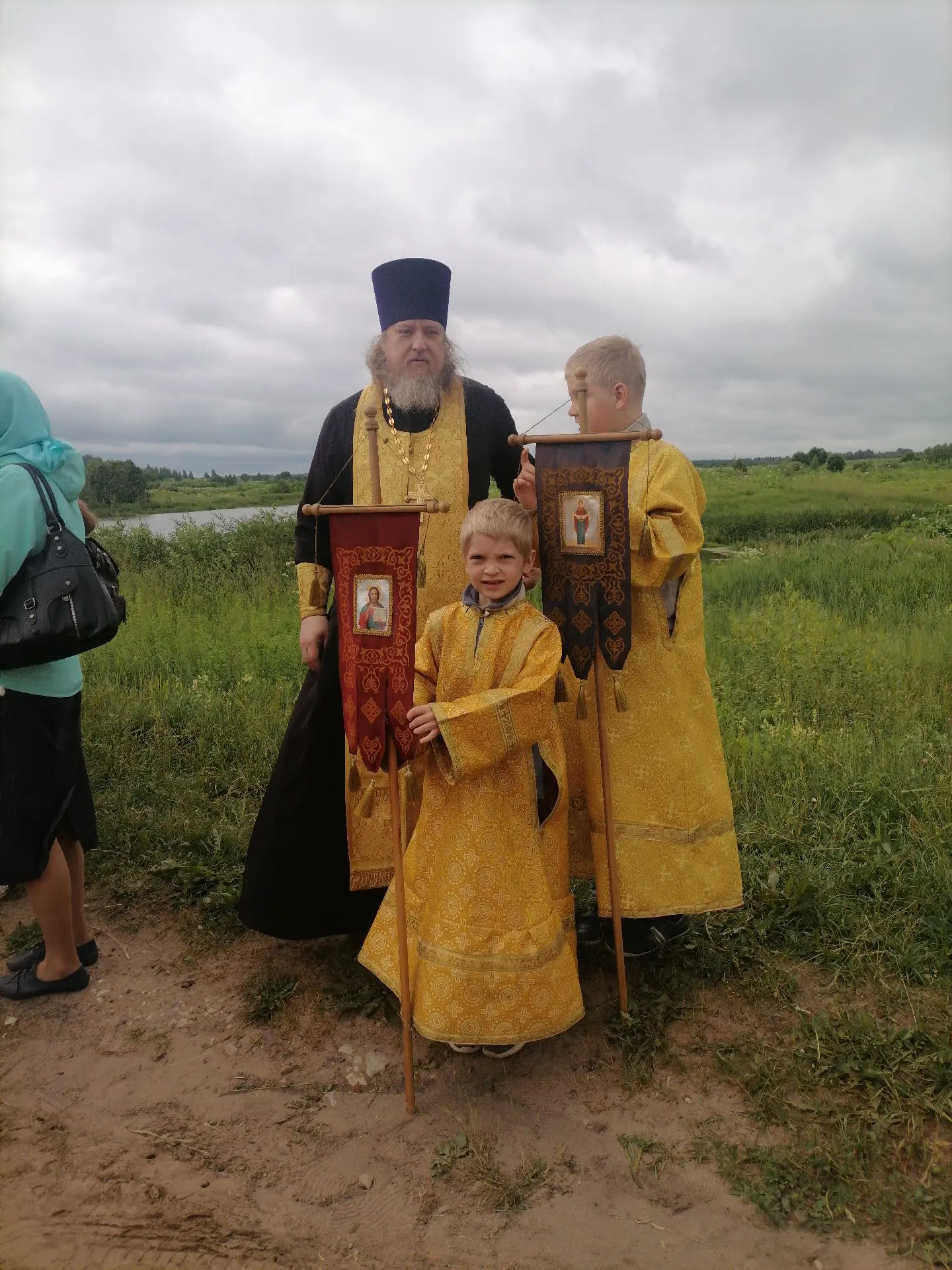 XXVII Большой Волжский крестный ход прибыл в Кашинский муниципальный округ. Встретили его
традиционн