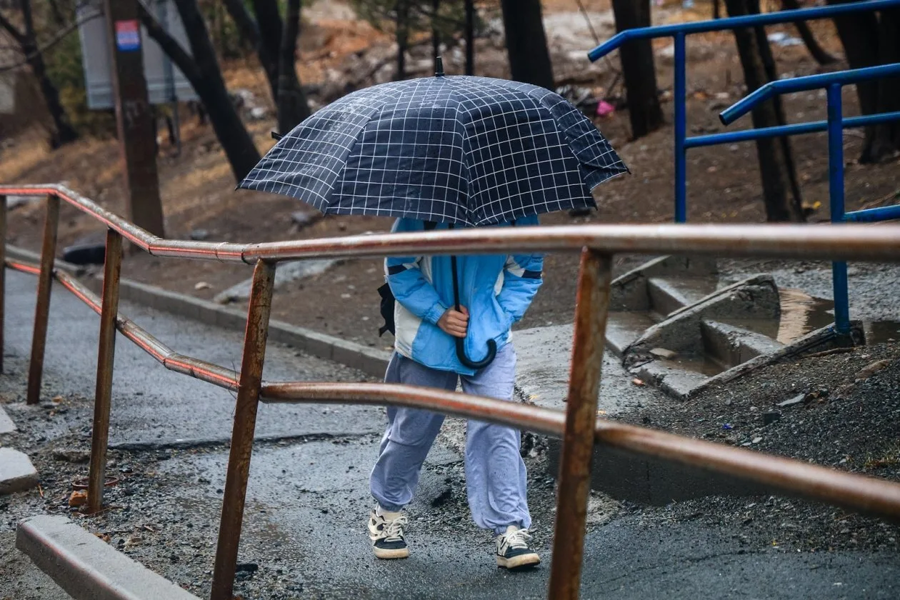 ☔💧Ливни стеной и резкий подъем рек: штормовое предупреждение объявлено в Приморье