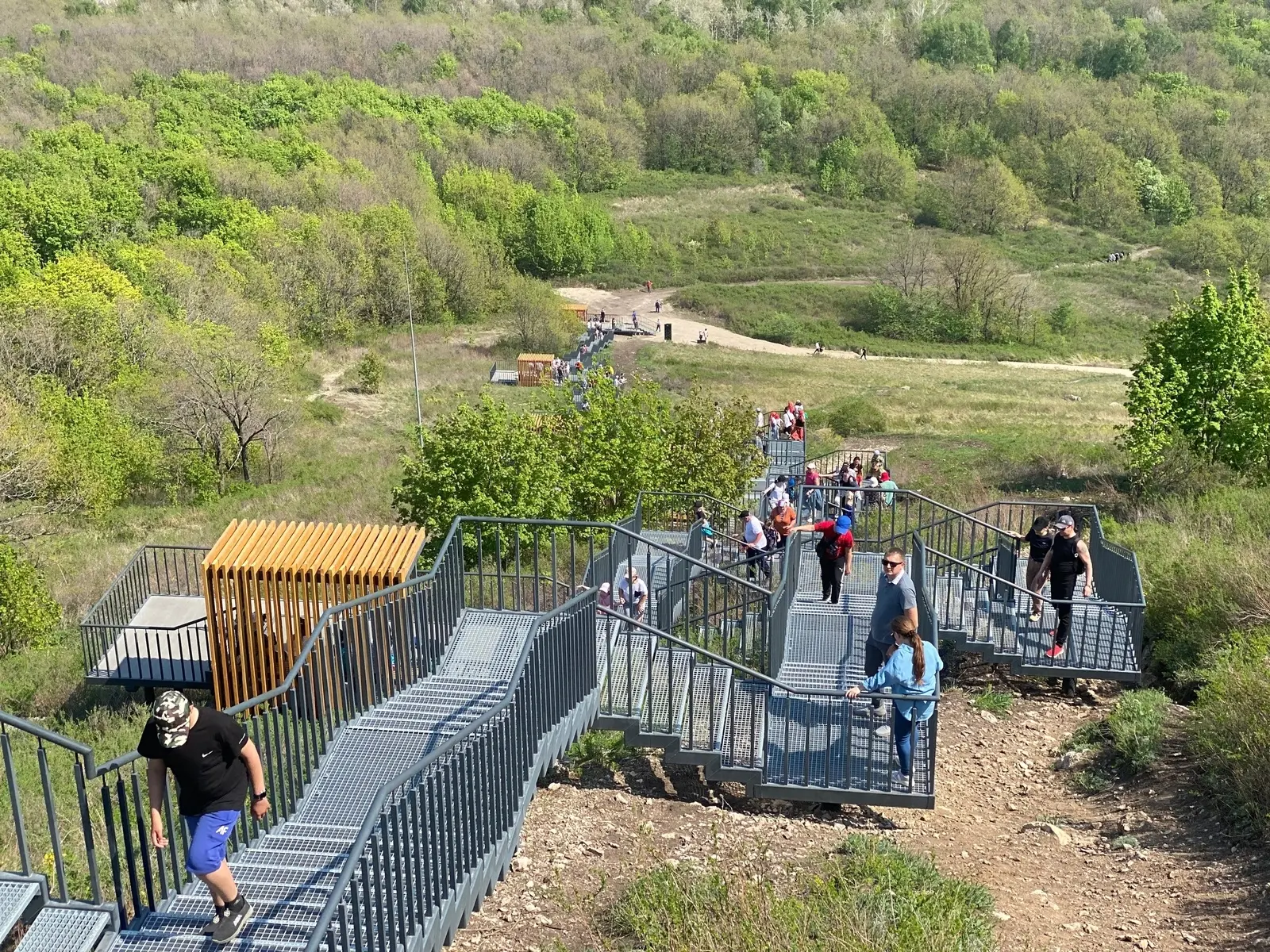 ⛰ Башкирии женщина застряла на горе Торатау 
 
В Ишимбайском районе женщина застряла на горе Торатау