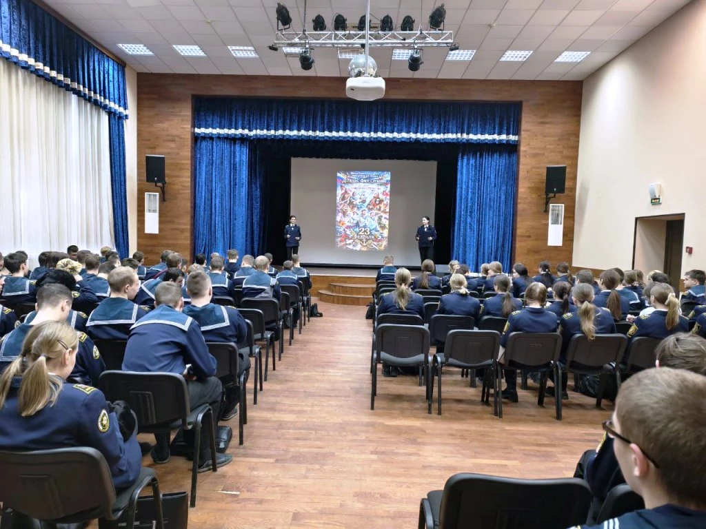 🇷🇺 24 февраля курсанты пятой площадки Морской технической академии имени адмирала Д.Н. Сенявина торж