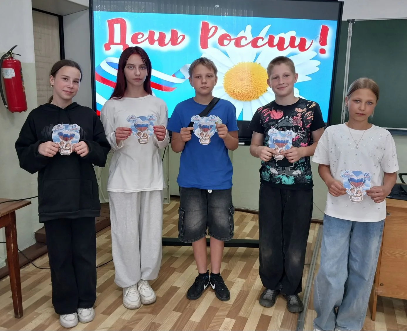 🇷🇺 Мастер-класс "Открытка ко Дню России"

✂️✏️9 июня в пришкольном лагере "Смены Первых:"Двигайся 