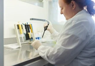 Молодые ученые НИИКЭЛ исследуют на мышах вклад ожирения в развитие остеопороза у мужчин и женщин

Со