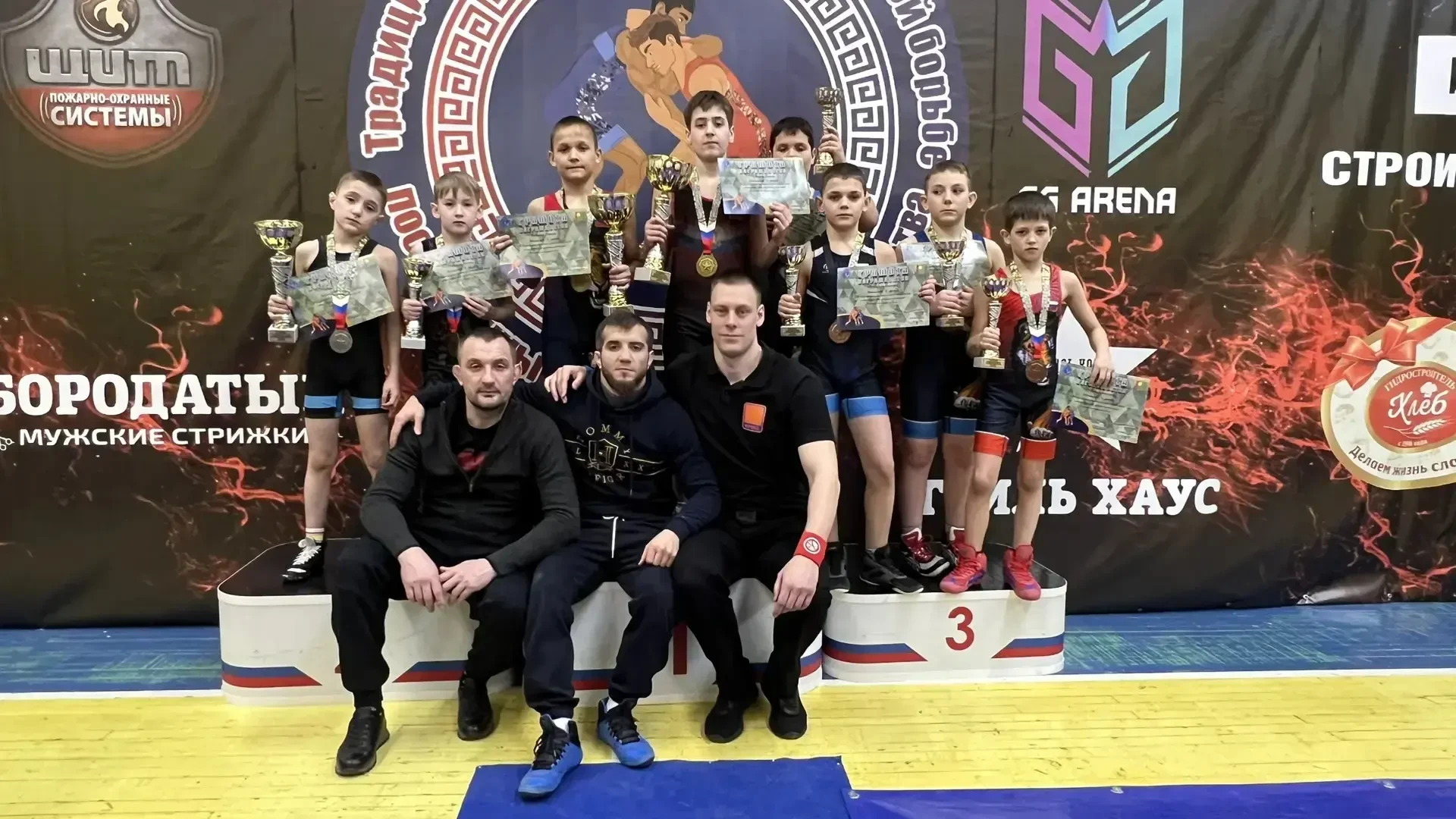 Рады поделиться отличной спортивной новостью! Ученик 3 «Б» класса нашей школы Тимур Беккер занял II 