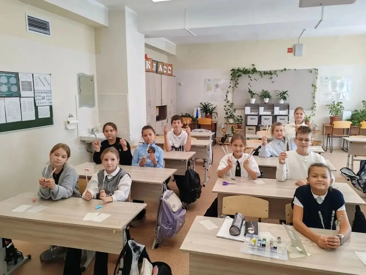 🫠✔🌏Кипит наша школьная жизнь! Мероприятия, встречи, выставки, события! И вот для учащ...