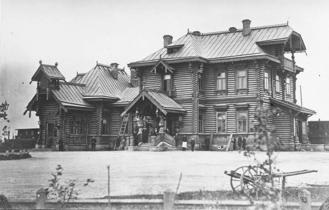 Балтийский вокзал, Гатчина. 1880-1888 годы