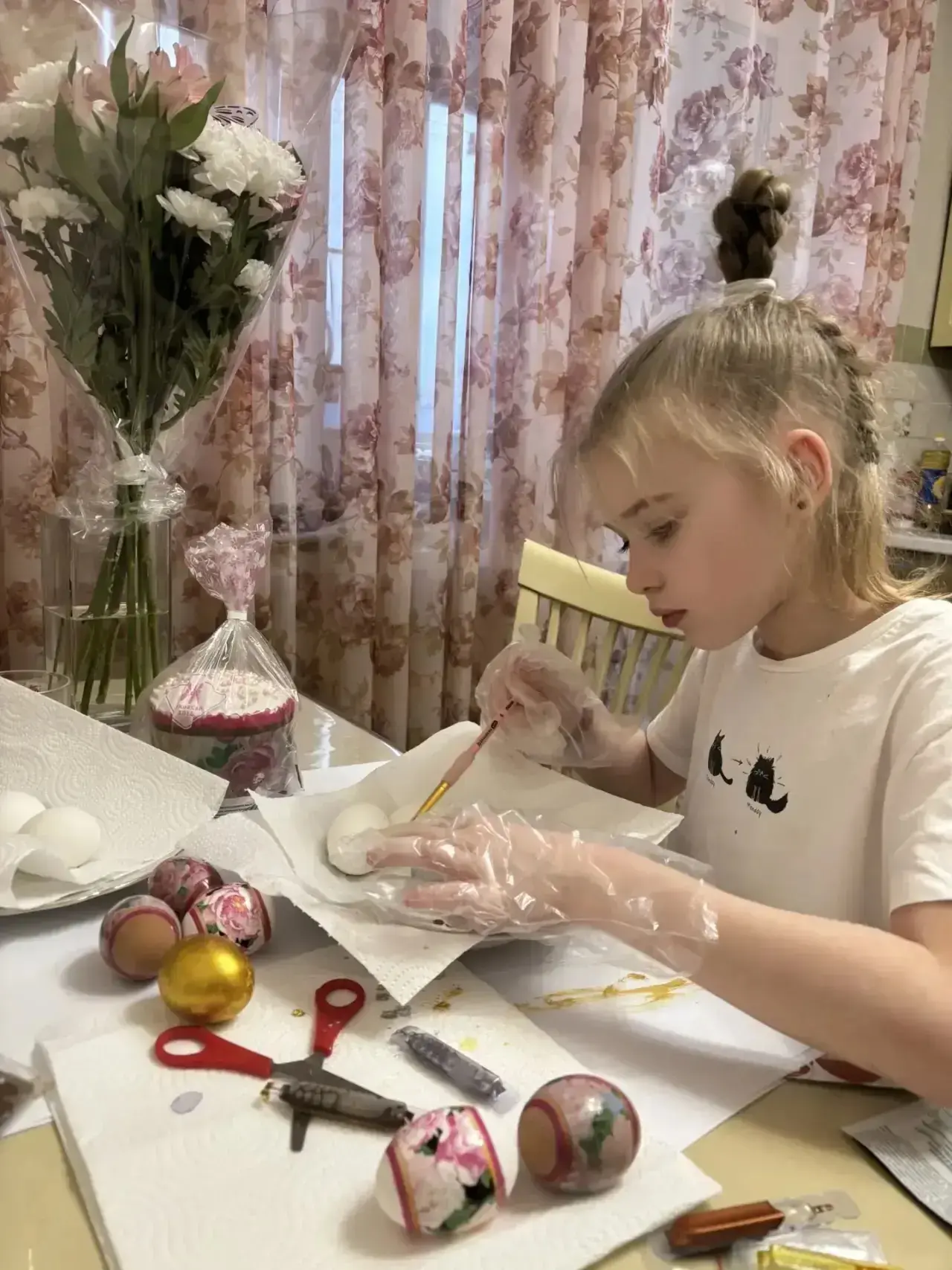 Со Светлой Пасхой всех поздравляют ученики 2А класса. Мира и добра всем🌹 #МОУСОШ33 #Пасха26
